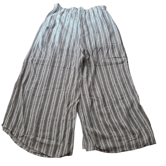 Staccato wide leg boho white black striped pants - Picture 8 of 12